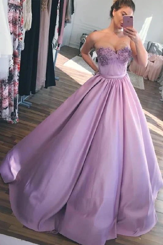 Lilac Sweetheart Ball Gown Puffy Floor Length Quinceanera Dresses Applique Prom Dresses N1458